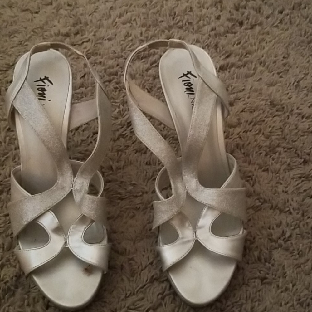 Fioni night heels 10